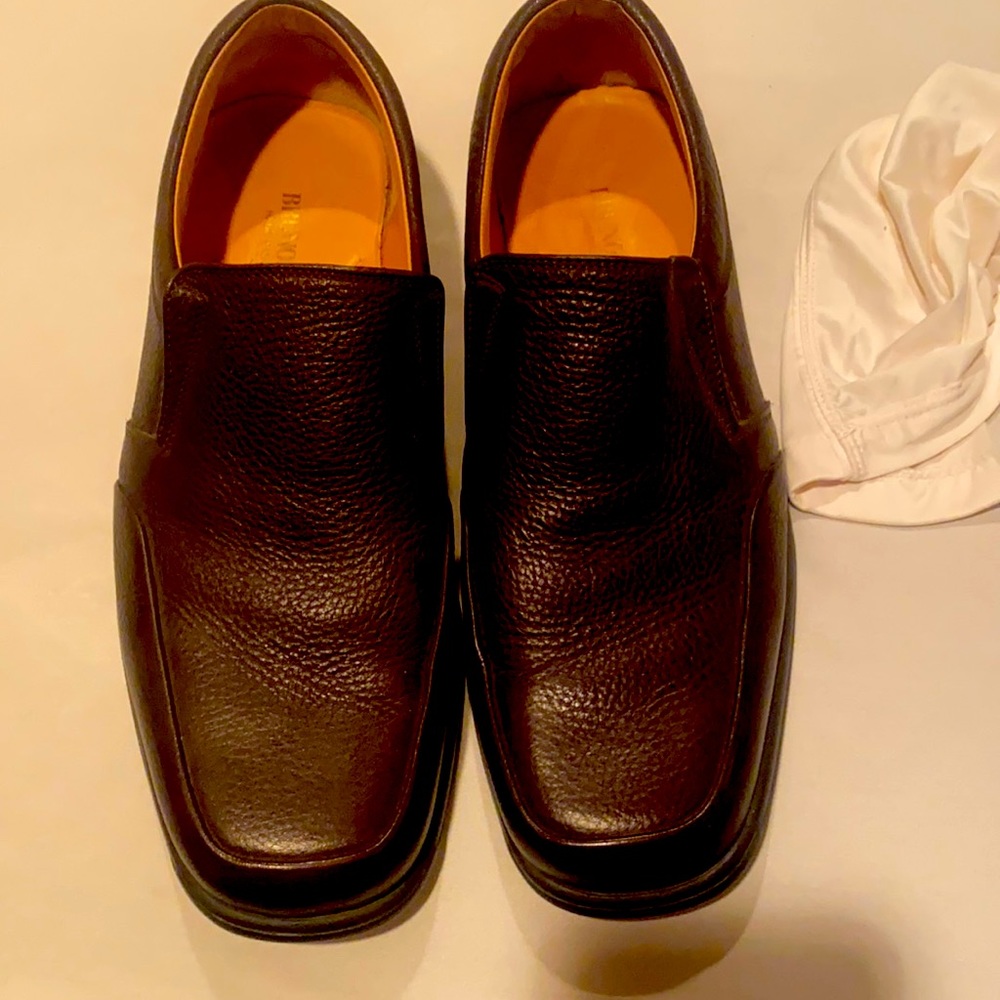 Brown Bruno Maggie in size 10